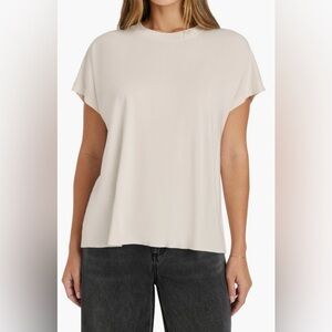 SPLENDID XL cotton tee in ivory, gently used